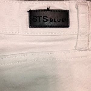 STS Blue Jeans - WORN ONCE High Rise Crop Skinny White Jeans STS Blue Jeans - WORN ONCE High Rise Crop Skinny White Jeans